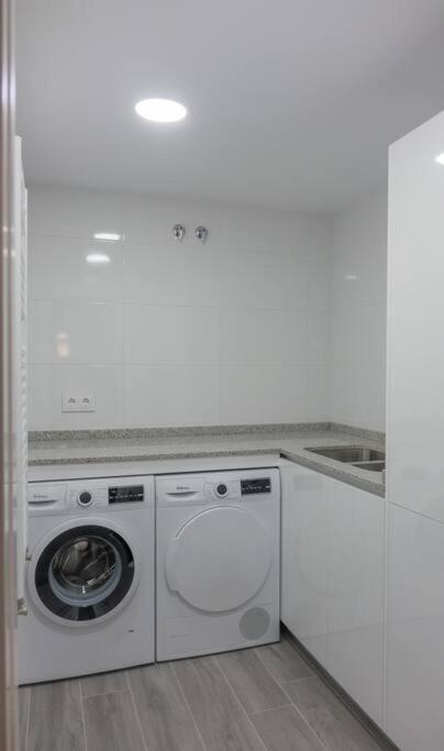 Sakura Homes Ponferrada Centro 8 Plazas Exteriér fotografie